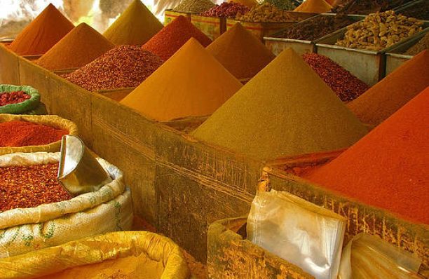 colorful-spices-on-sale-bashir-osmans-photography